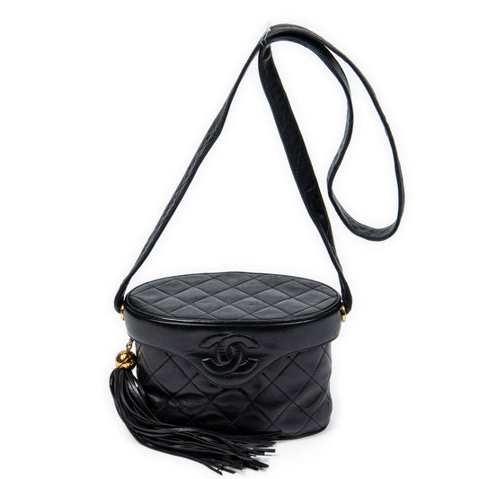Chanel 香奈兒單肩包: 復古款式 Bucket Fringe Crossbody