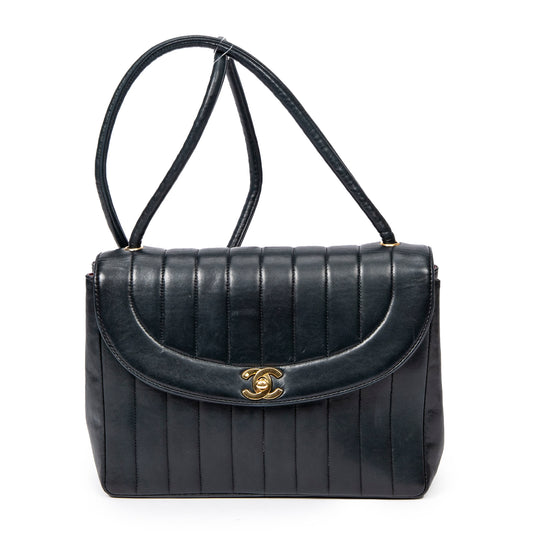 Chanel 香奈兒單肩包: 復古款式 Quilted Vertical Flap Crossbody